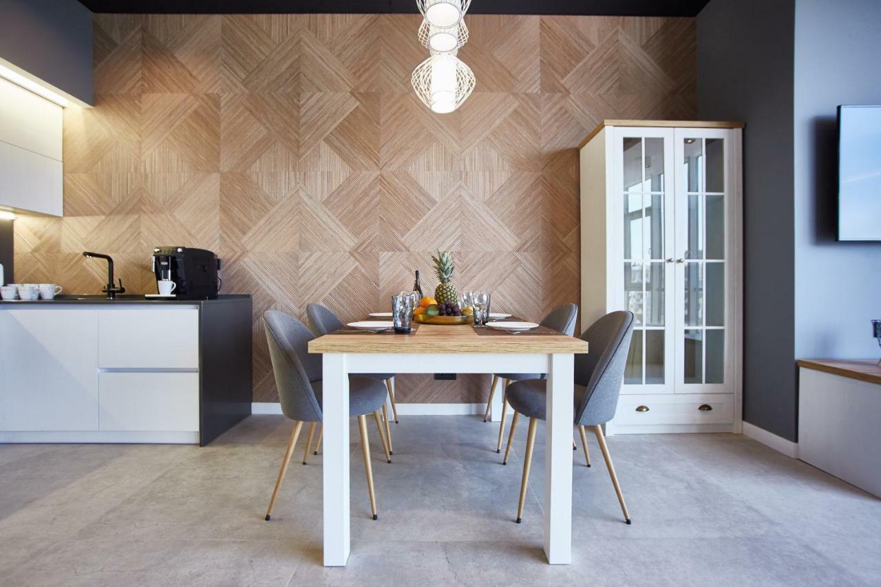 Gagarin Plaza Luxury Sea View Apartments Oldenburg Bagian luar foto