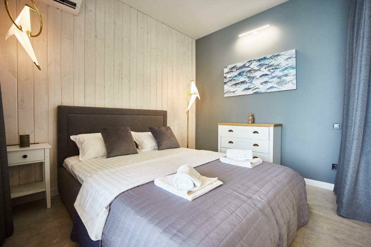 Gagarin Plaza Luxury Sea View Apartments Oldenburg Bagian luar foto