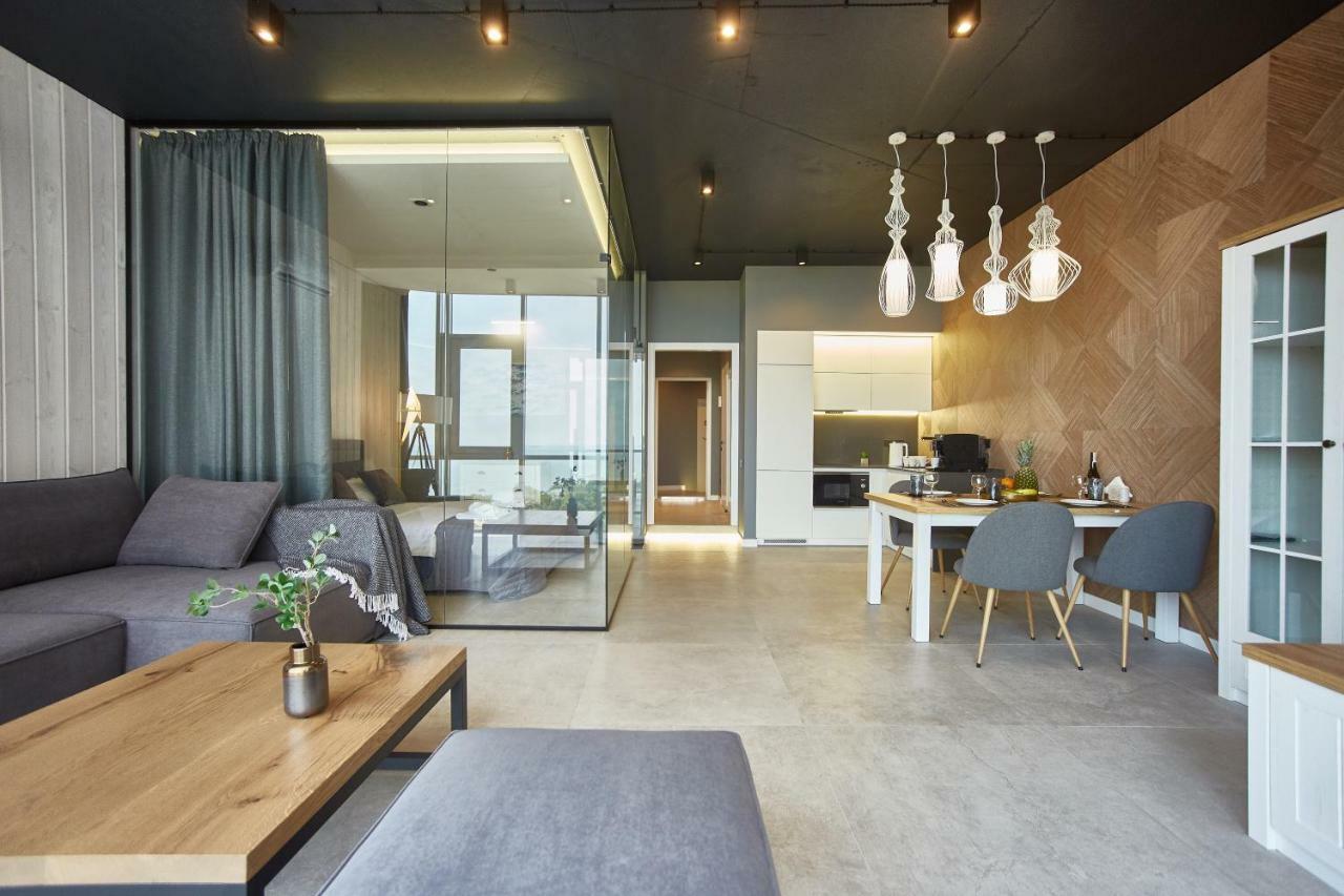 Gagarin Plaza Luxury Sea View Apartments Oldenburg Bagian luar foto